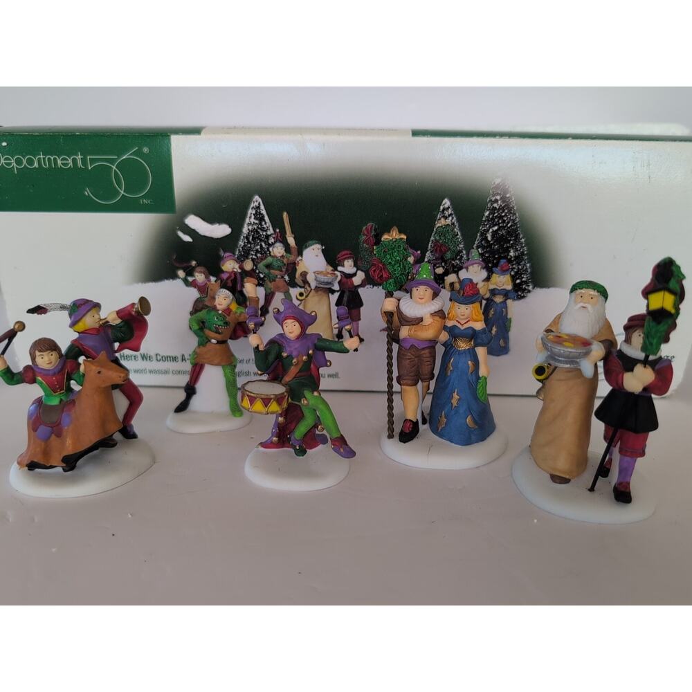 Dept 56 Dickens‎ Village "Here We Come A-Wassailing" 5-piece Set of Revelers